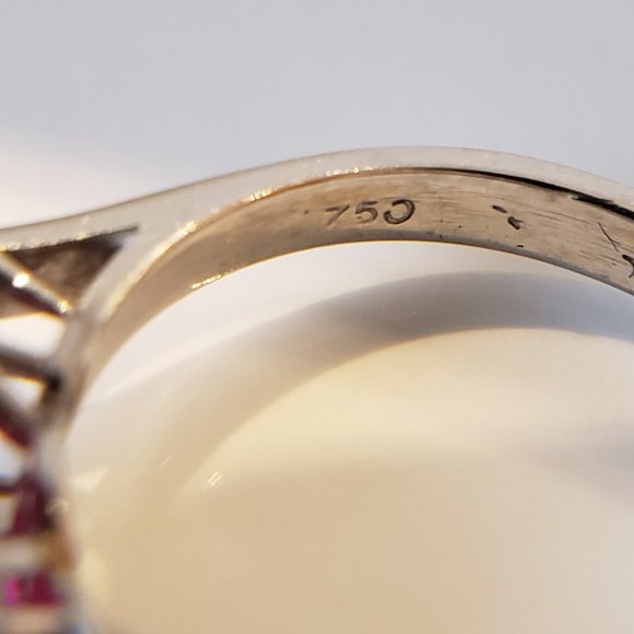 GIA certified Ruby and Diamond Ring - Picture 7 of 12